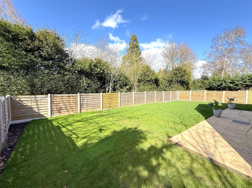 Property photo 2 of 39