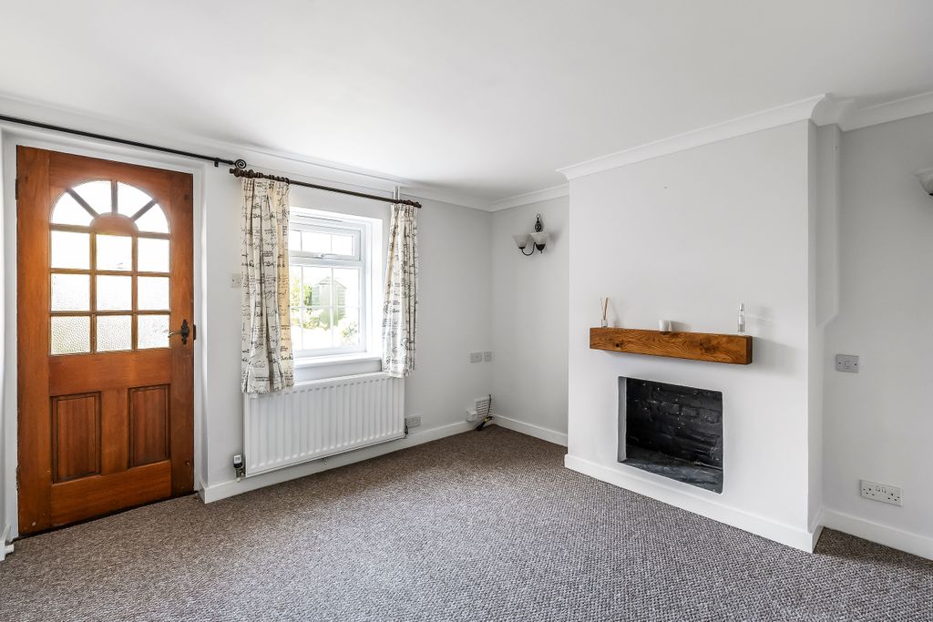 Property photo 3 of 17 Photo 4