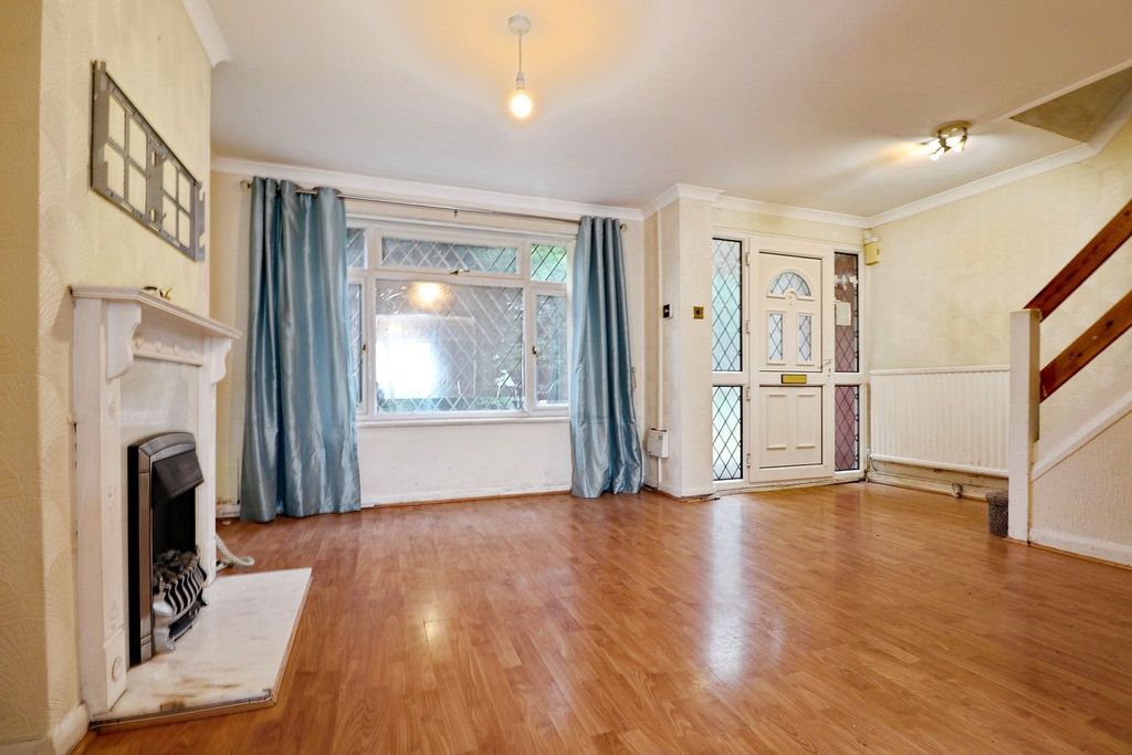 Property photo 3 of 18