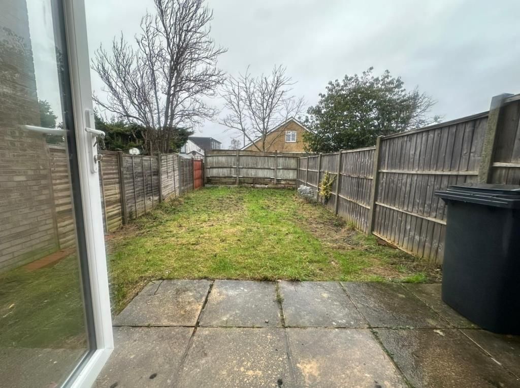 Property photo 2 of 2 Outside View