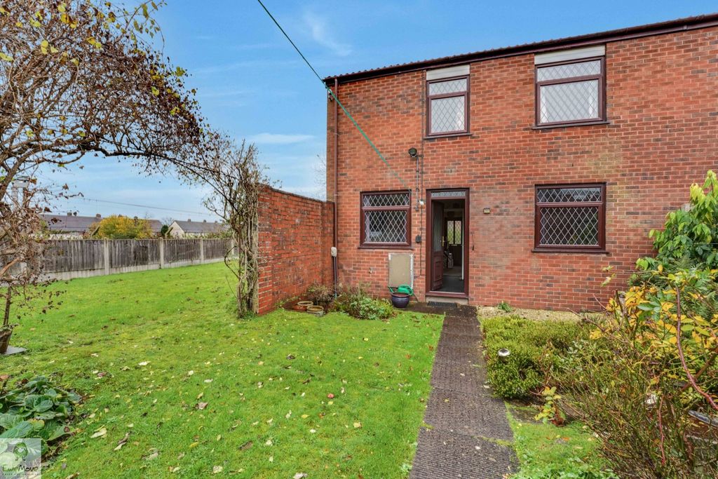 Property photo 1 of 12 Dsc08284-Dsc08288