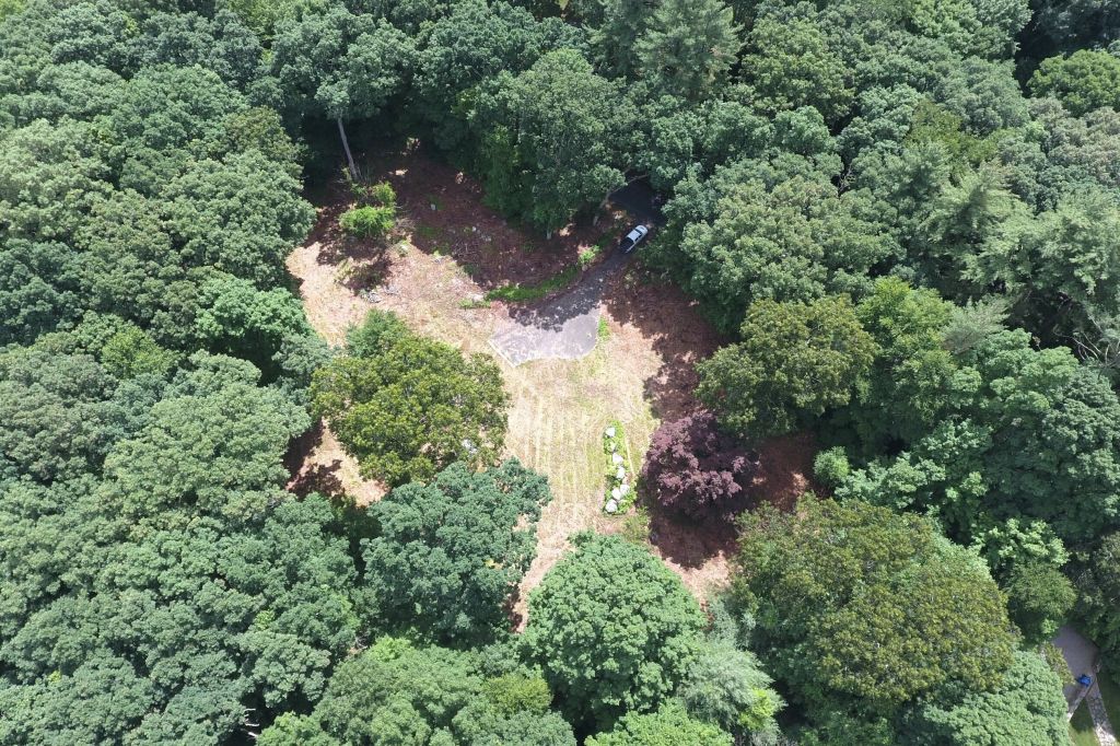 Property photo 3 of 3 <Alttext/>