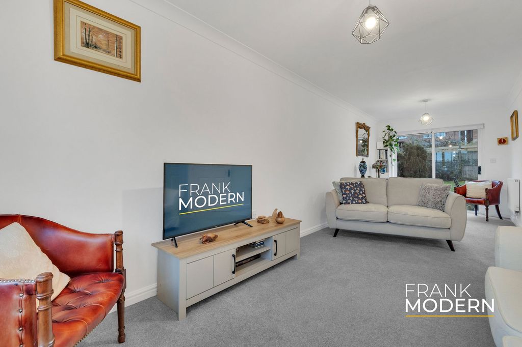 Property photo 2 of 41 Living Room