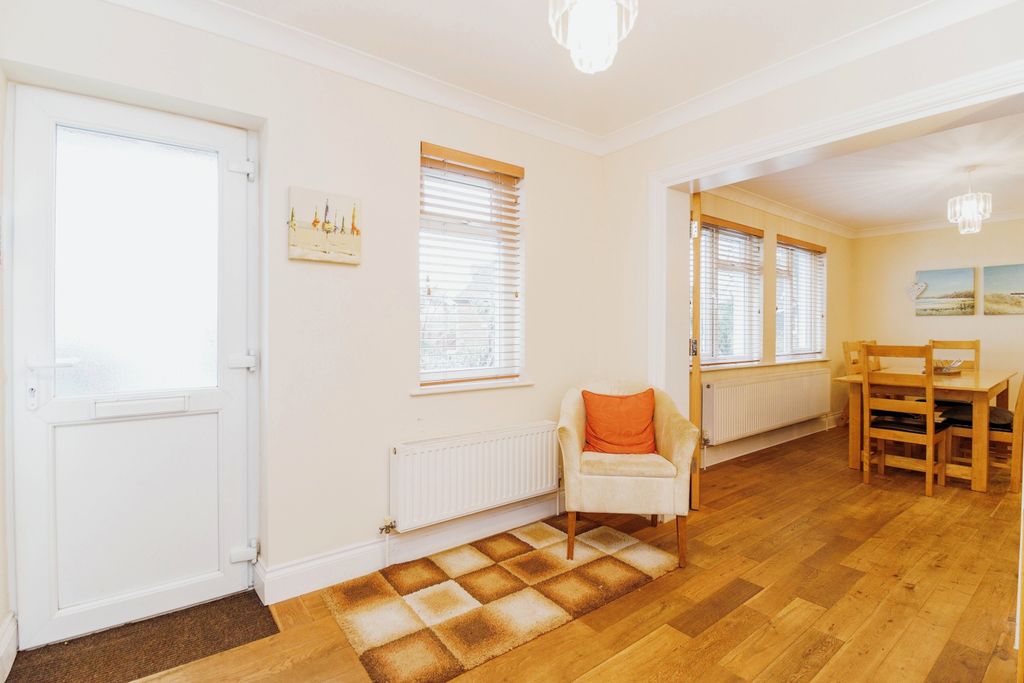 Additional image 11 of 3 bed flat for saleAlta Vista Road, Paignton, Devon TQ4