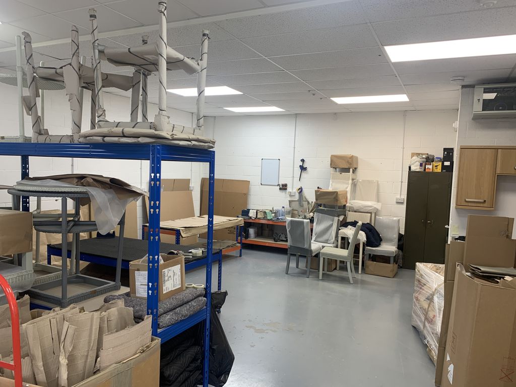 Property photo 2 of 18 Gallery