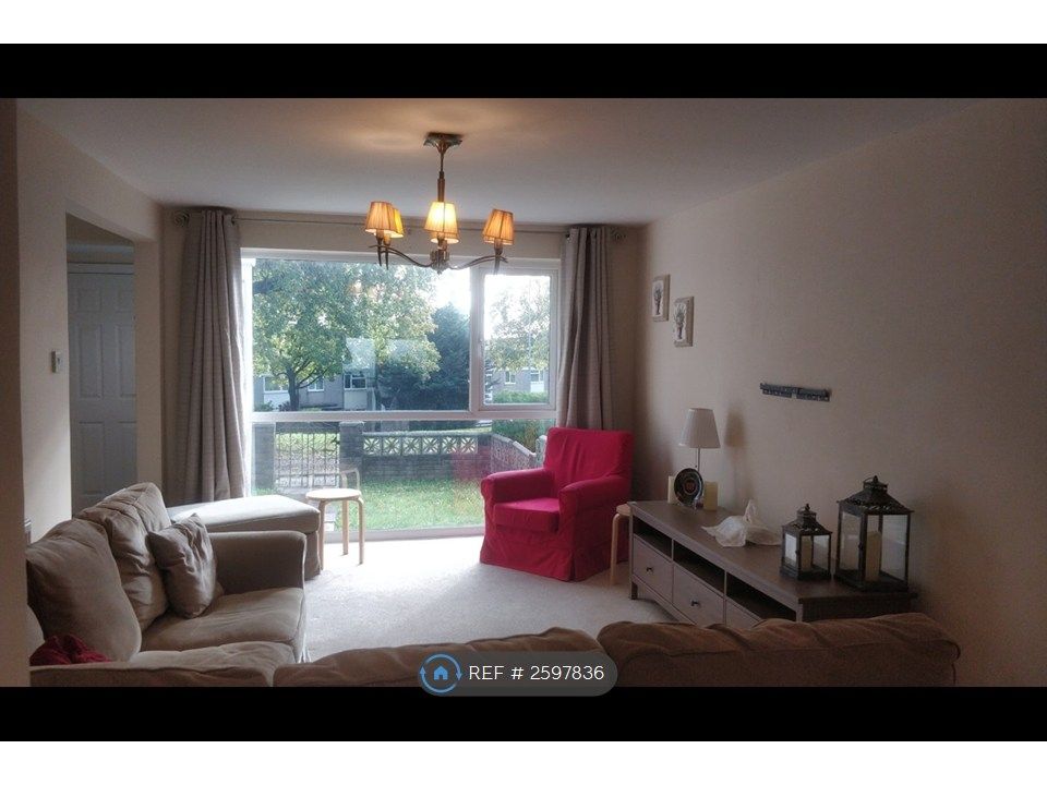 Property photo 3 of 25
