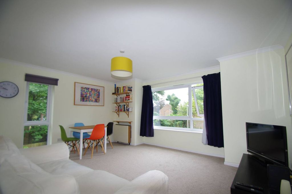 Property photo 3 of 5