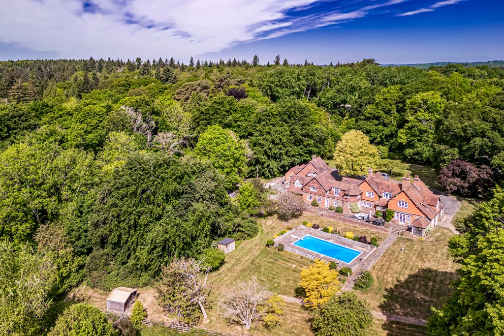 Property photo 1 of 31