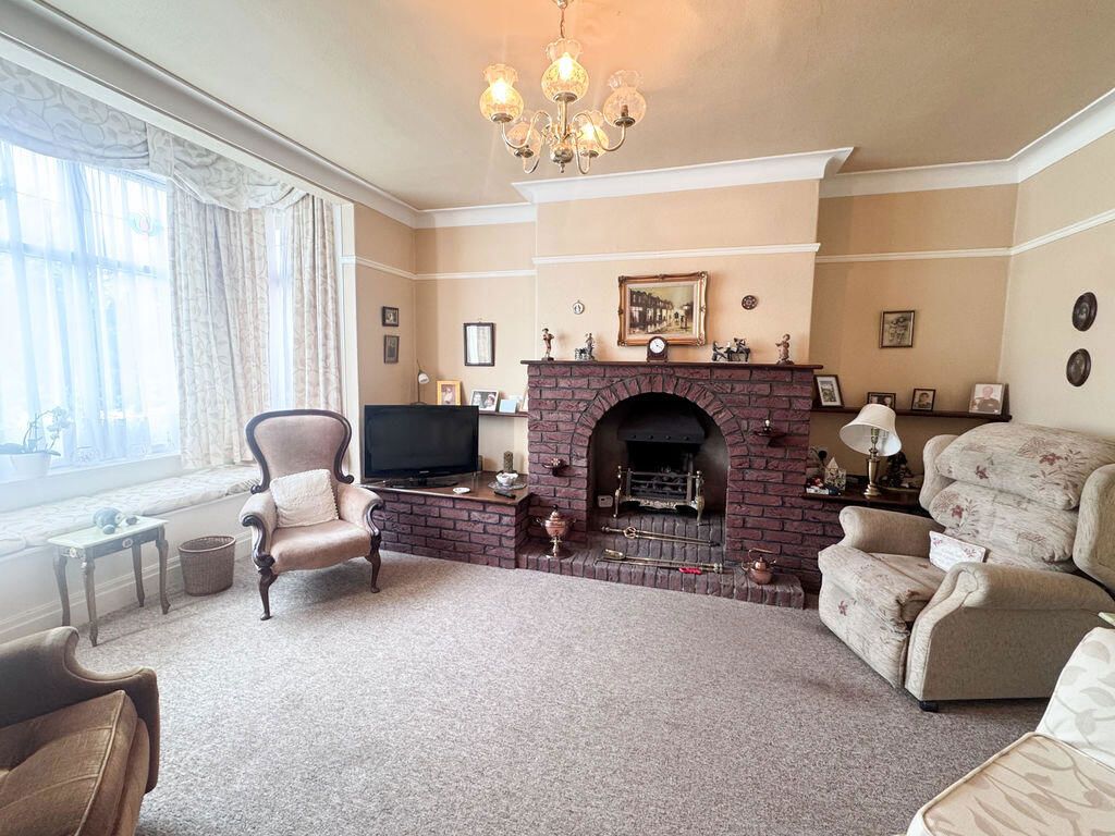 Property photo 3 of 19