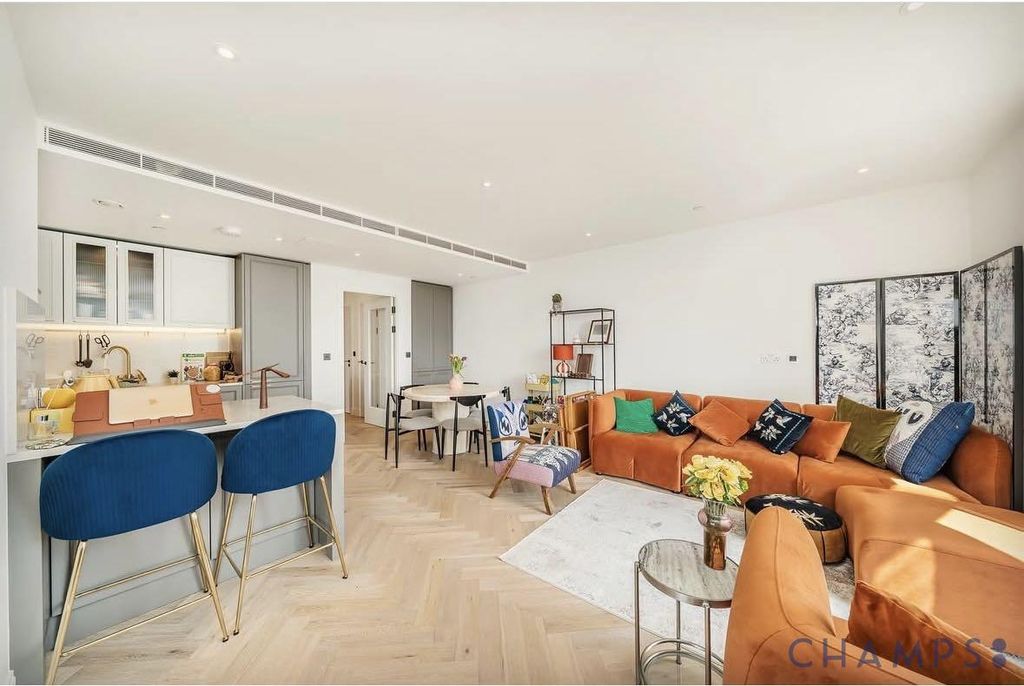 Property photo 1 of 16 2Bed For Rent In Chelsea Creek