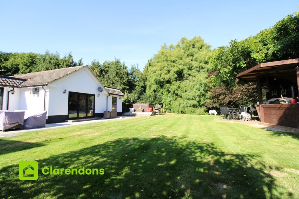 Additional image 32 of 5 bed detached bungalow for saleStation Road, Lingfield, Surrey RH7