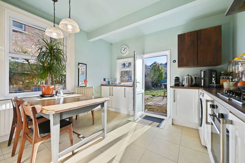 Property photo 3 of 7 Photo 3