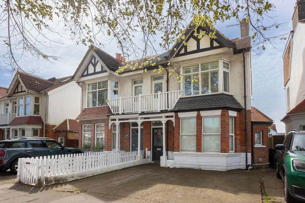 Property photo 1 of 14