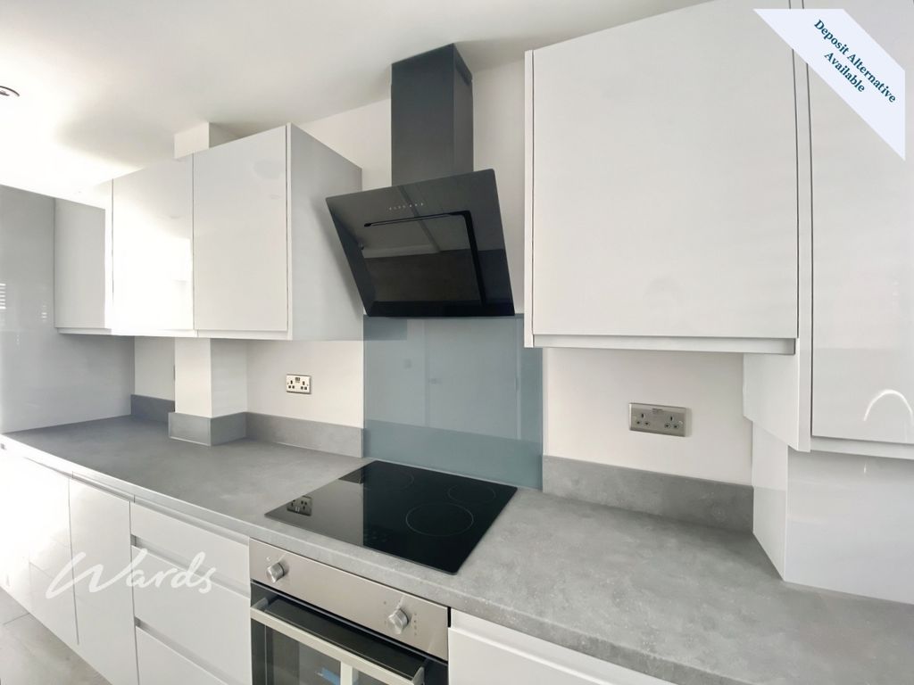 Property photo 3 of 15 Kitchen