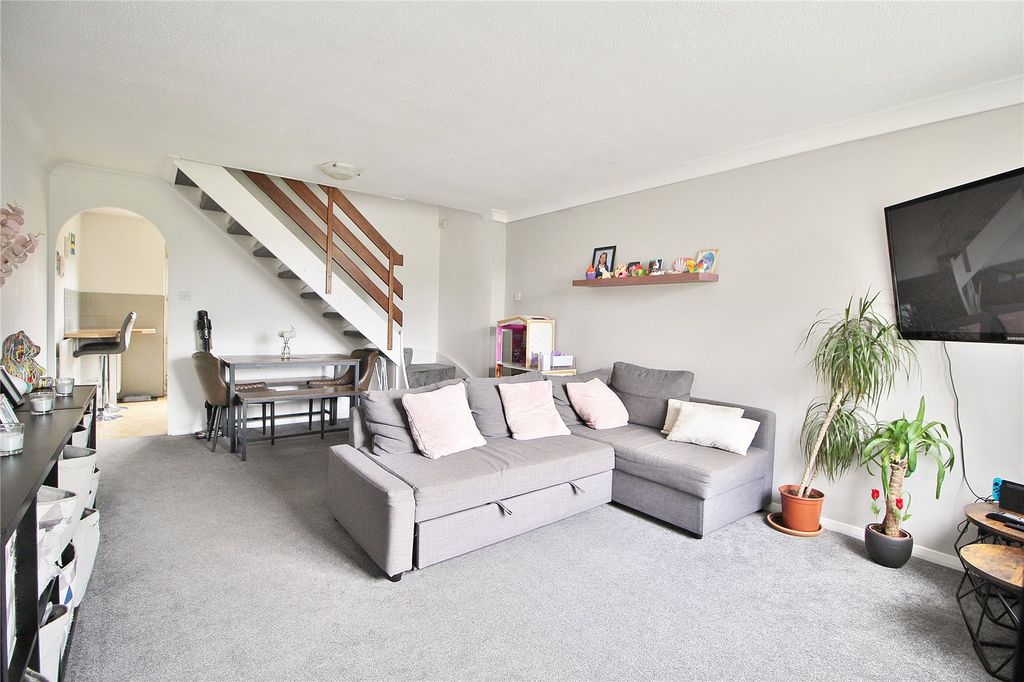 Property photo 2 of 10 Picture No. 06