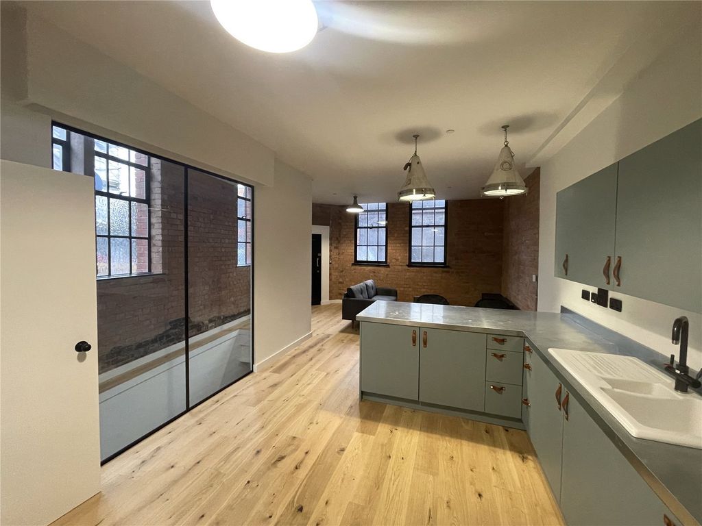 Property photo 3 of 10 Picture No. 20