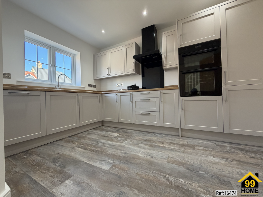 Property photo 3 of 12 Photo 2