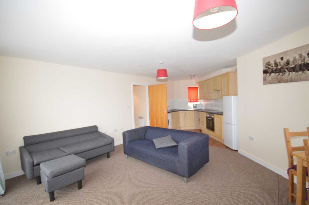 Property photo 2 of 11