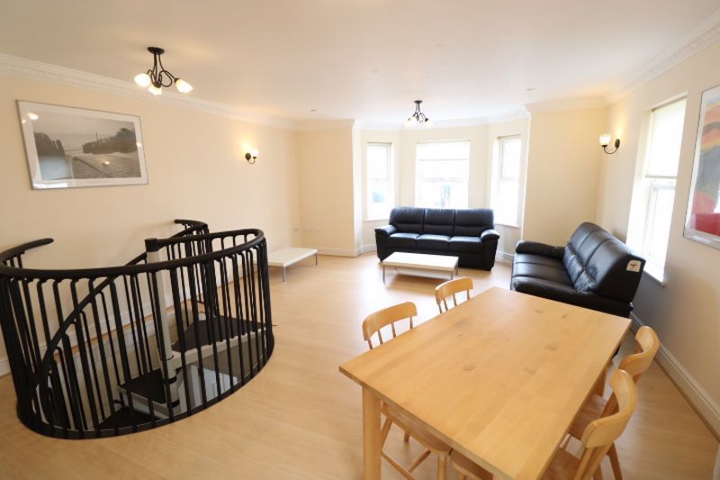 Property photo 3 of 18 Photo 3