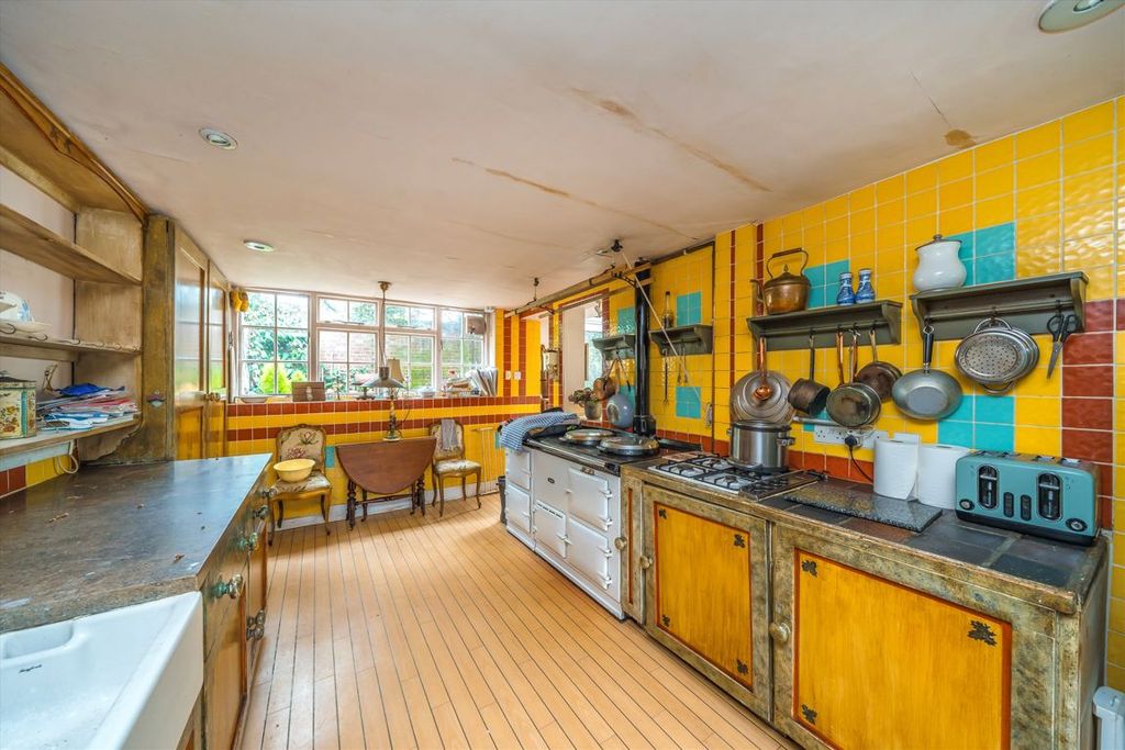 Property photo 3 of 9