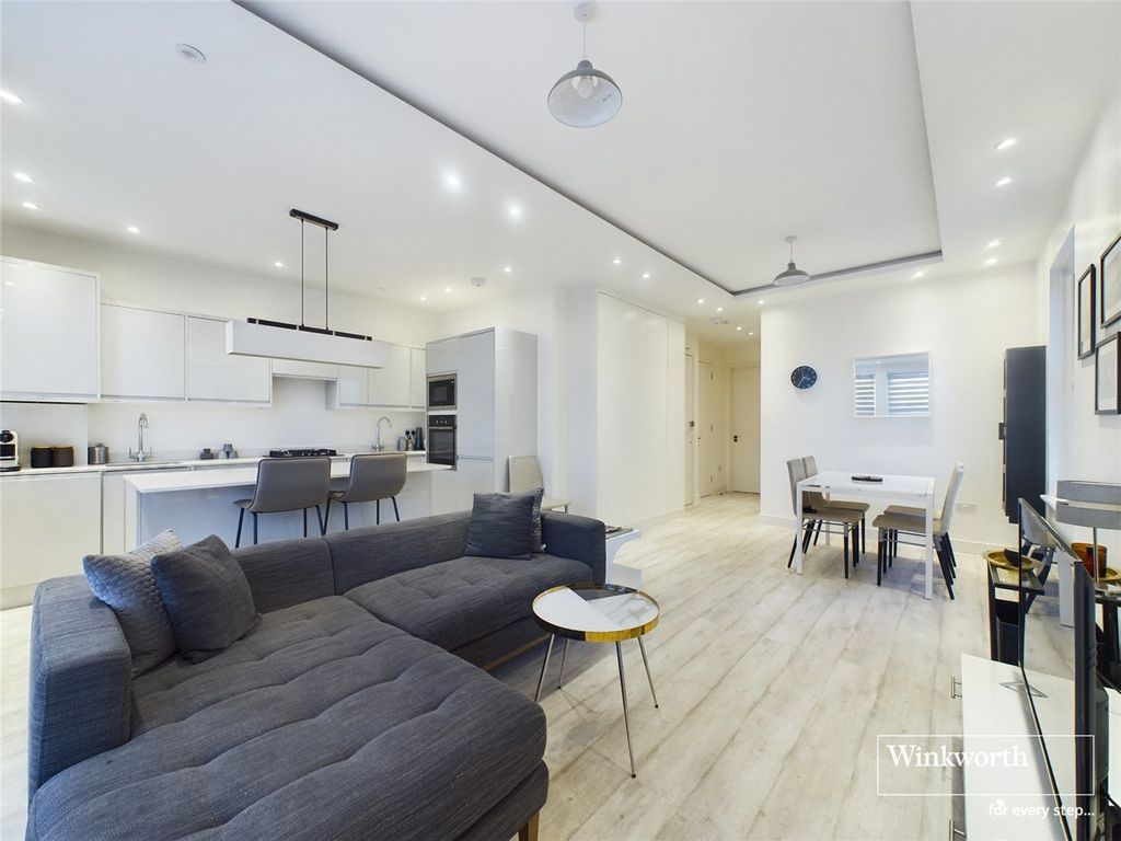 Property photo 2 of 10 Open Plan Living