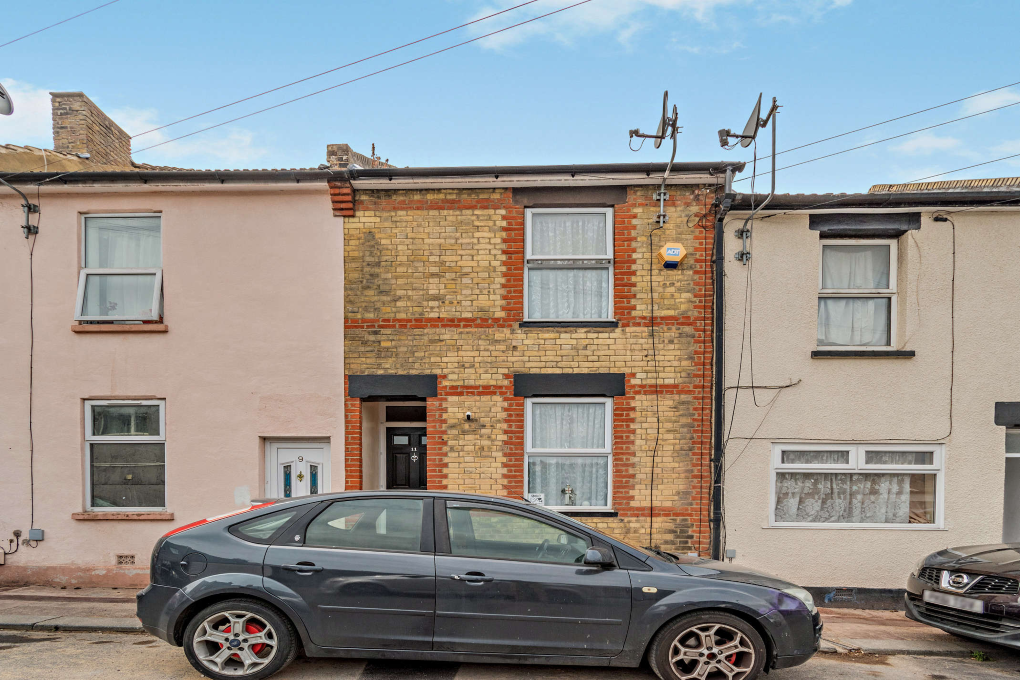 Property photo 1 of 12