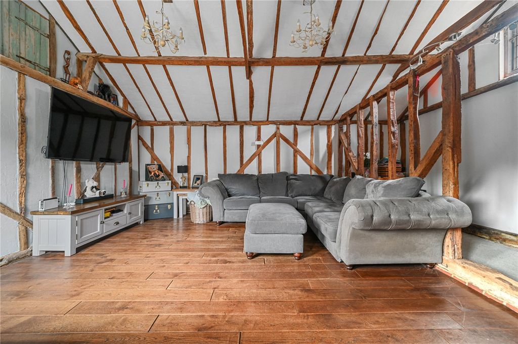 Property photo 3 of 17 Picture No. 04