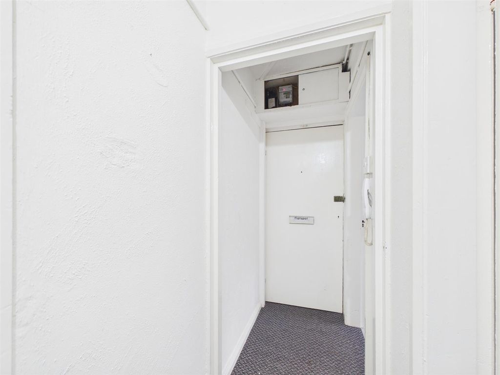 Property photo 3 of 16 Cam03604G0-Pr0250-Still002.Jpg