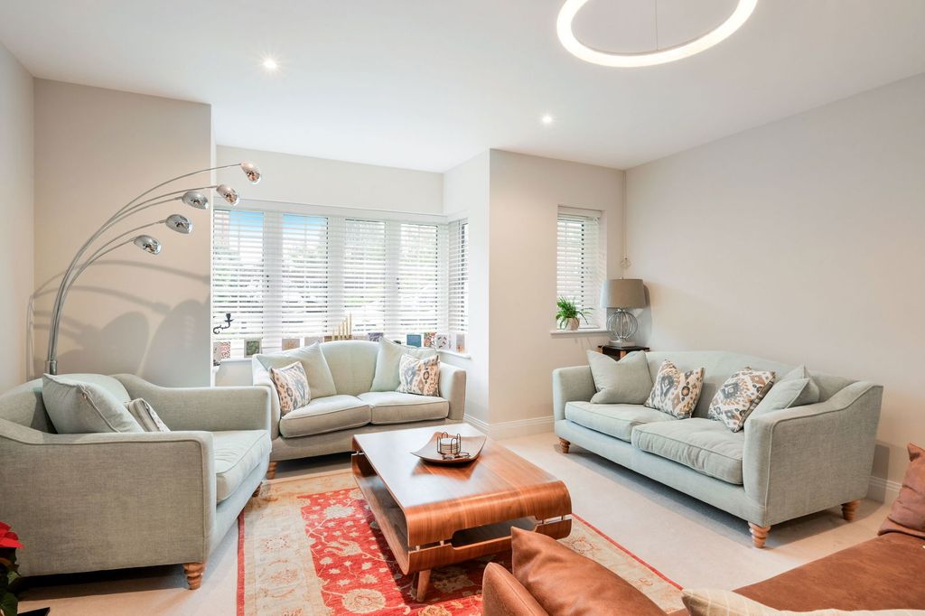 Additional image 9 of 6 bed detached house for saleWest Hill, Oxted RH8