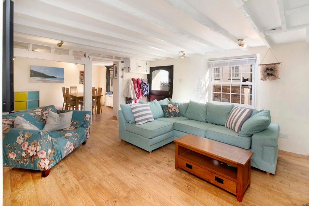 Property photo 3 of 16