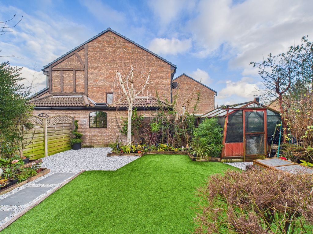 Property photo 2 of 39 Cam02023G0-Pr0189-Still005