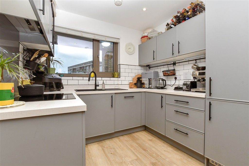 Property photo 2 of 10 Kitchen / Lounge / Dining Room