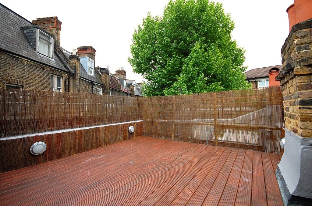 Property photo 3 of 15 Garden