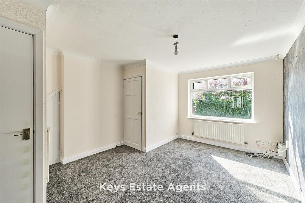 Property photo 2 of 28 Open Plan Lounge &amp; Dining Area