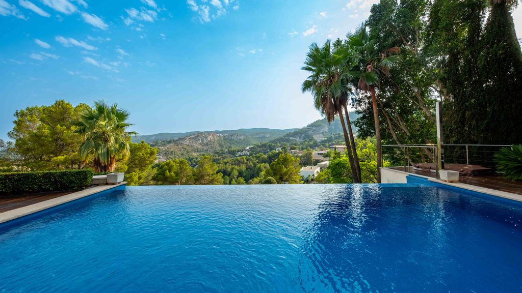 Property photo 1 of 31 82177 Small-21.Jpg