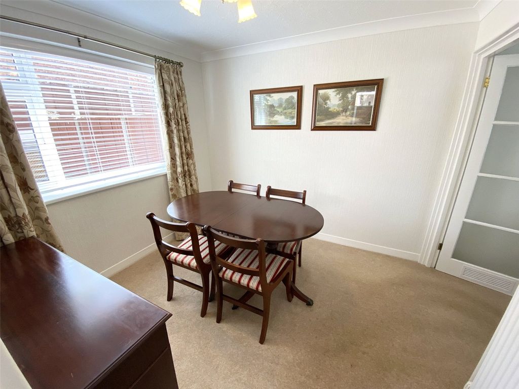 Property photo 3 of 27 Picture No. 14