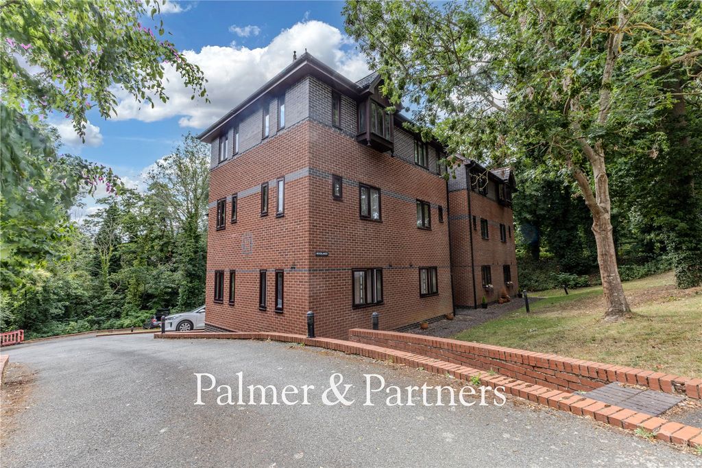 Property photo 1 of 10 Picture No. 02