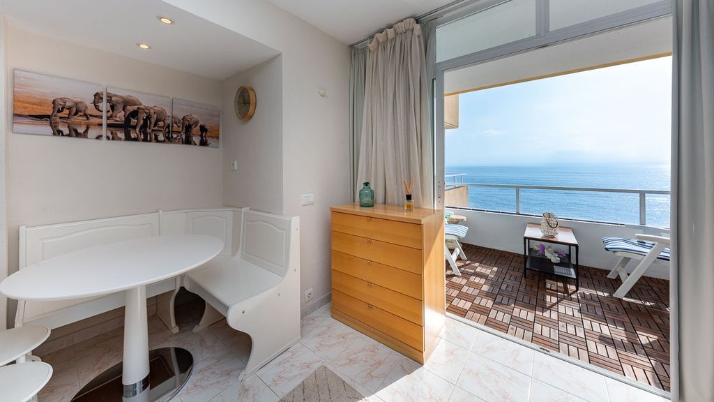 Property photo 3 of 10 75433 Small-6.Jpg