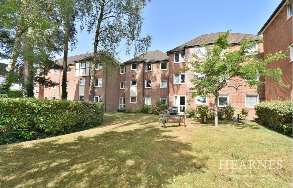 Property photo 1 of 11