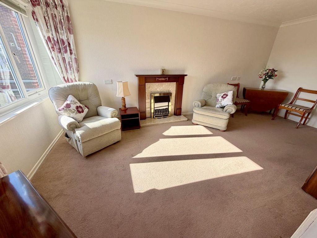 Property photo 3 of 20