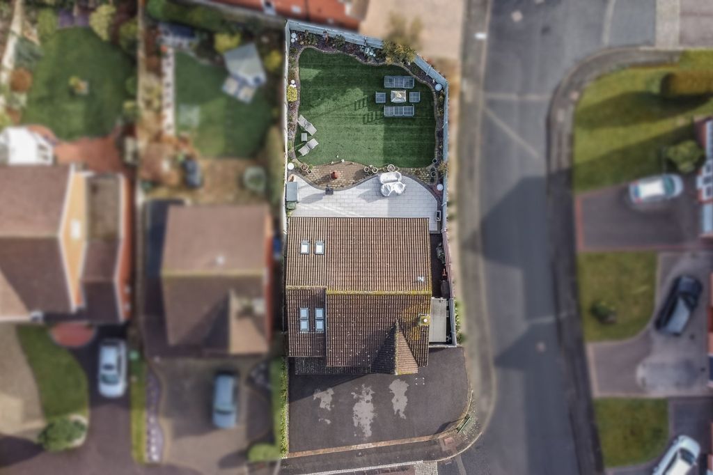 Property photo 2 of 24 Picture No. 34