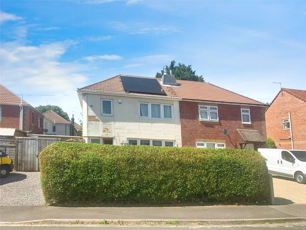 Property photo 1 of 12 Front External