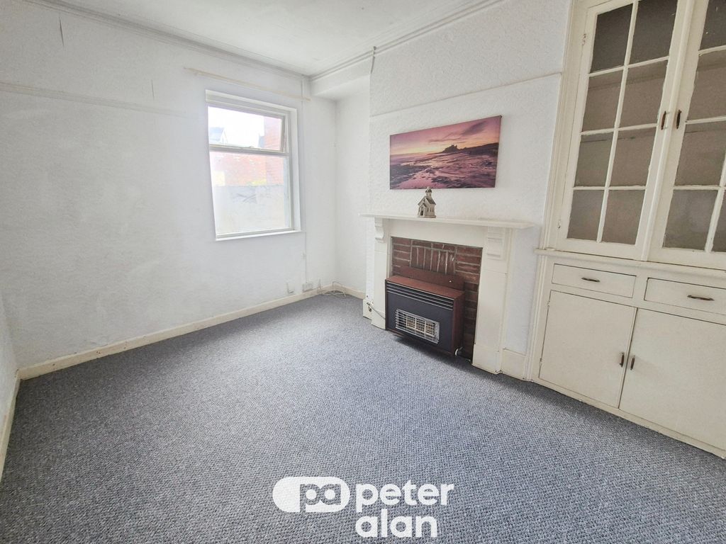 Property photo 3 of 10 Image