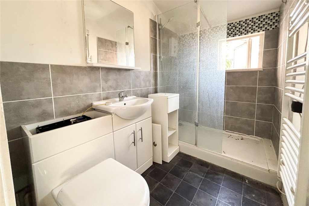 Property photo 3 of 8 Picture No. 01