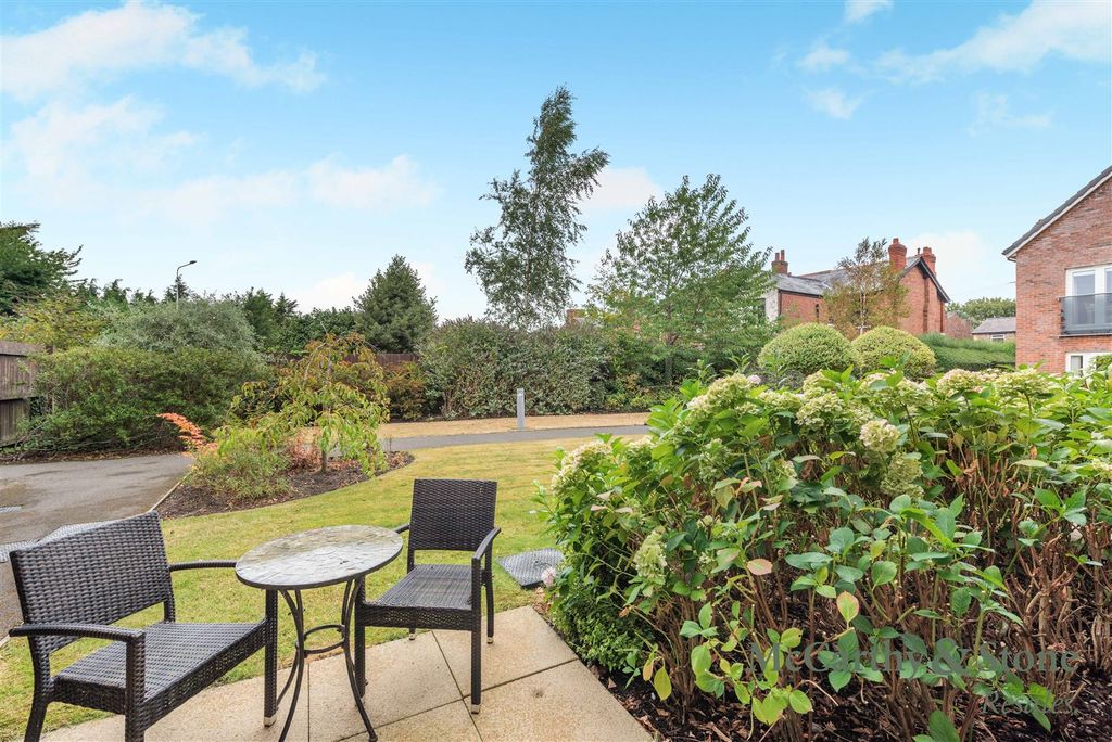 Property photo 1 of 21 8702114-Exterior01.Jpg