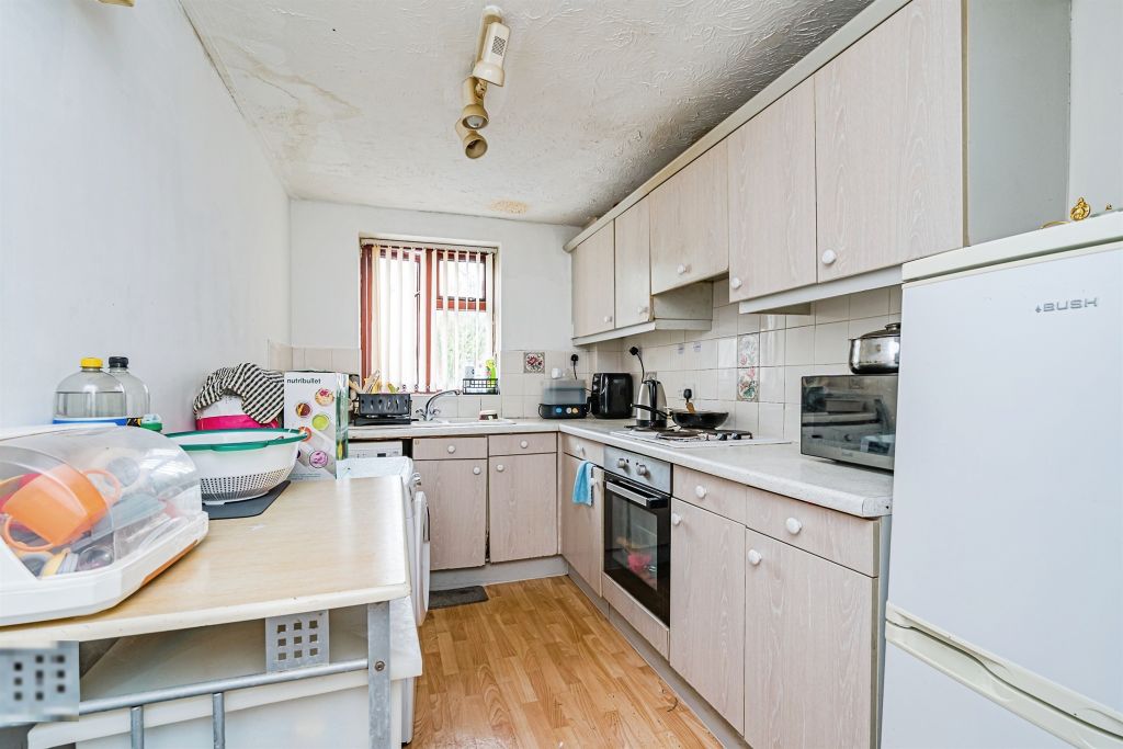 Property photo 3 of 17