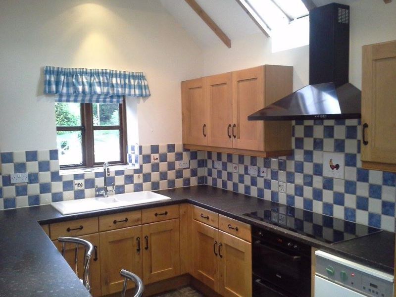 Property photo 3 of 14 Kitchen