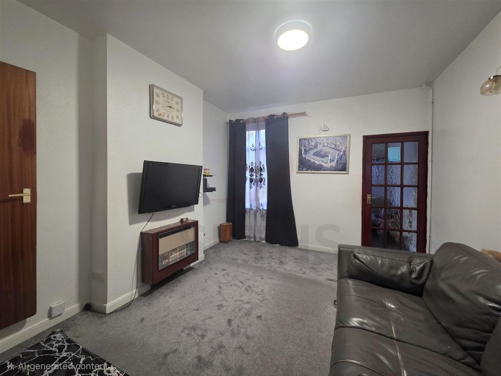 Property photo 3 of 9 Dining Room