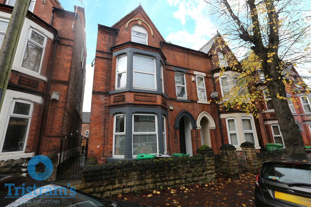 Property photo 1 of 26