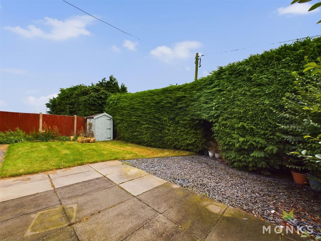 Property photo 2 of 11 Cam01348G0-Pr0517-Still010.Jpg